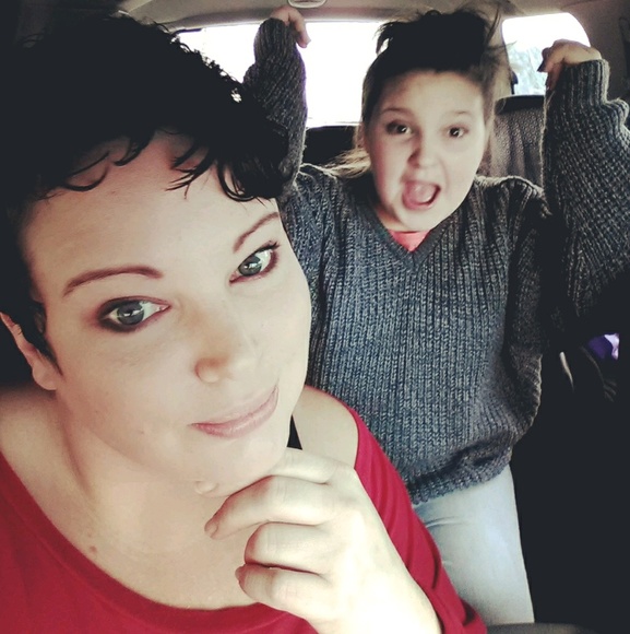 Meet your Posher, Lauri - Picture 1 of 1